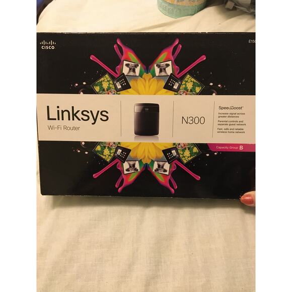 Linksys Wi-Fi router N300 - Picture 1 of 4